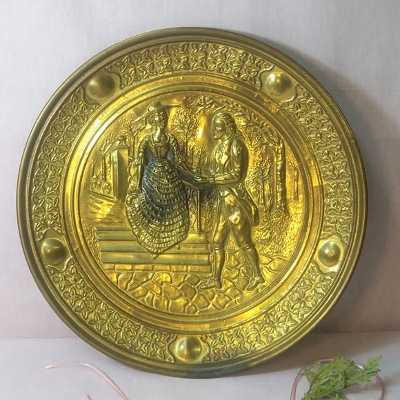Vintage Courting Scene Pressed Metal Wall Plate, Made in England - Picture 1 of 6